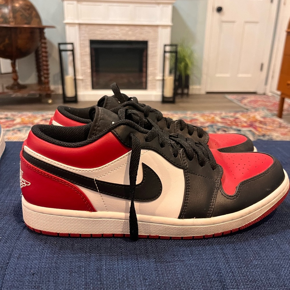 Men’s Air Jordan 1s Low